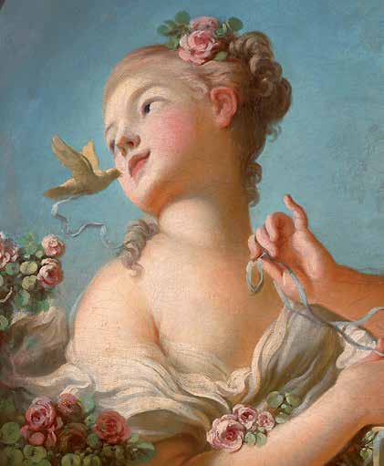 Una giovane donna dai capelli ricci adornati di fiori guarda pensierosa di lato, tenendo in mano un nastro, mentre un uccellino volteggia vicino a lei tra rose e foglie verdi.