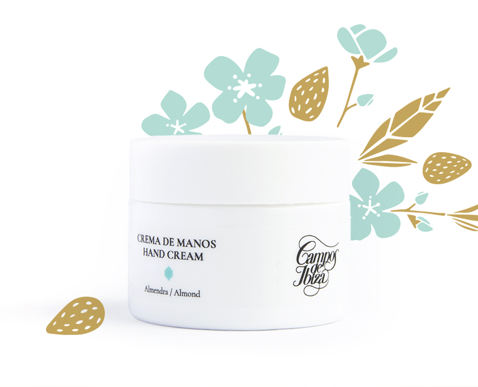 Un vasetto bianco di crema per le mani con l'etichetta "Crema de Manos" circondato da illustrazioni di mandorle e fiori dai colori tenui.