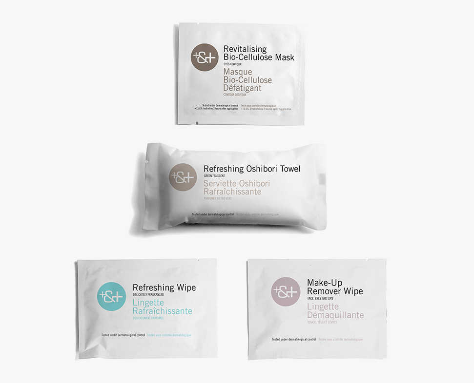 Vier einzelne Hautpflegeproduktpackungen auf weißem Hintergrund, darunter eine Bio-Cellulose-Maske, ein erfrischendes Oshibori-Handtuch, ein erfrischendes Reinigungstuch und ein Make-up-Entferner-Tuch.